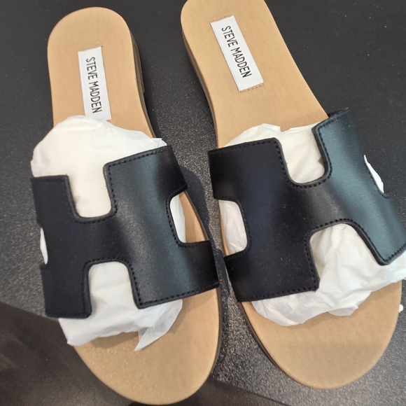 Steve Madden Leather Black HOKU womens slides Size 7.5 - Picture 2 of 10